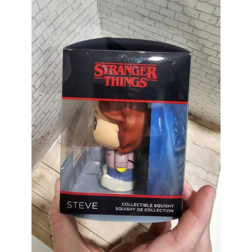Stranger Things Steve Harrington Squishy Figure Collectible New Orb Toys Netflix - Picture 4 of 4